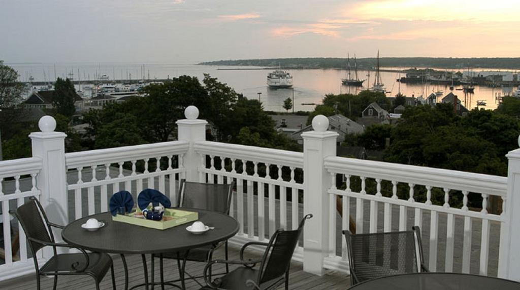 Mansion House Inn Vineyard Haven Eksteriør billede