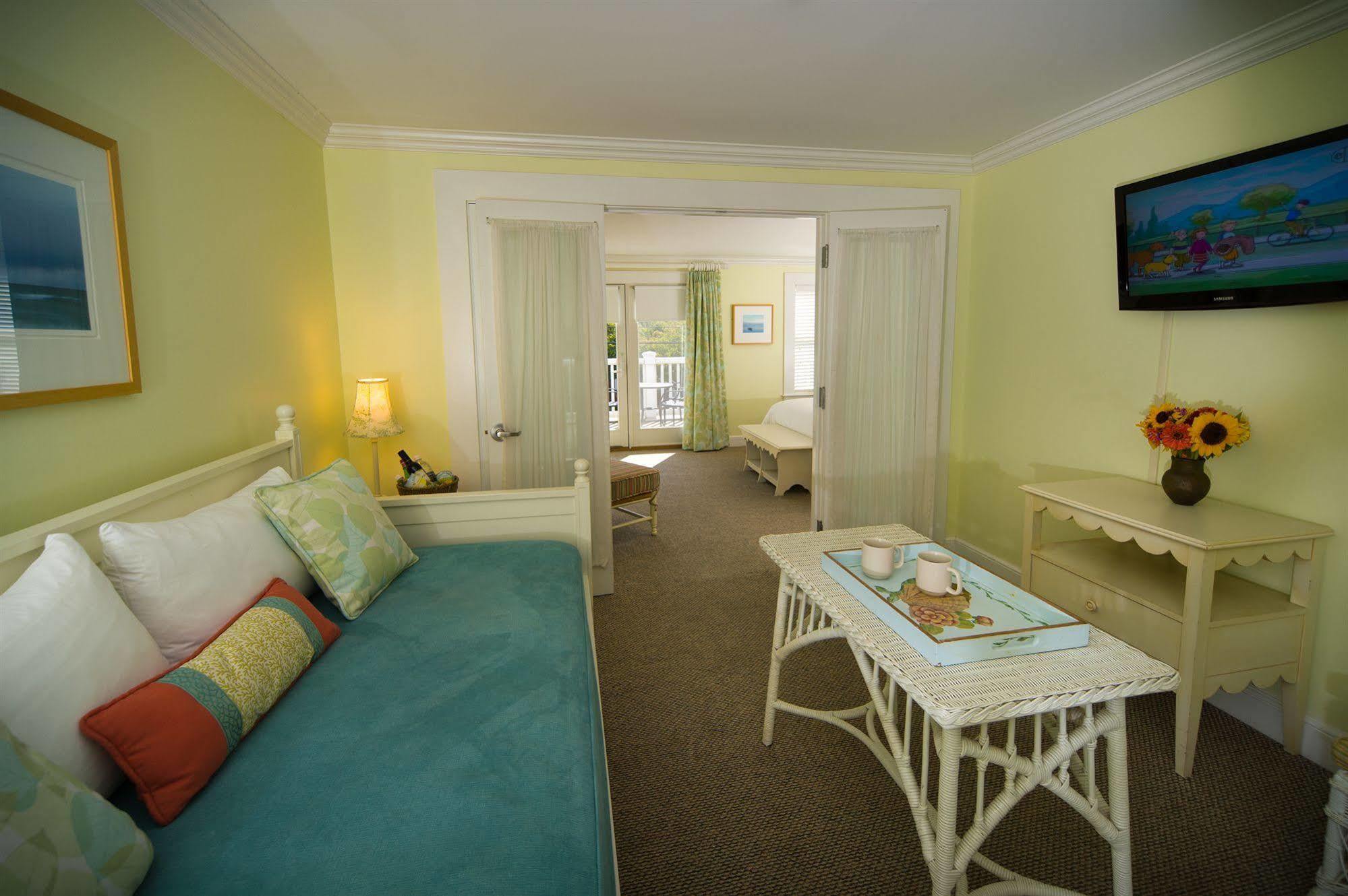 Mansion House Inn Vineyard Haven Eksteriør billede