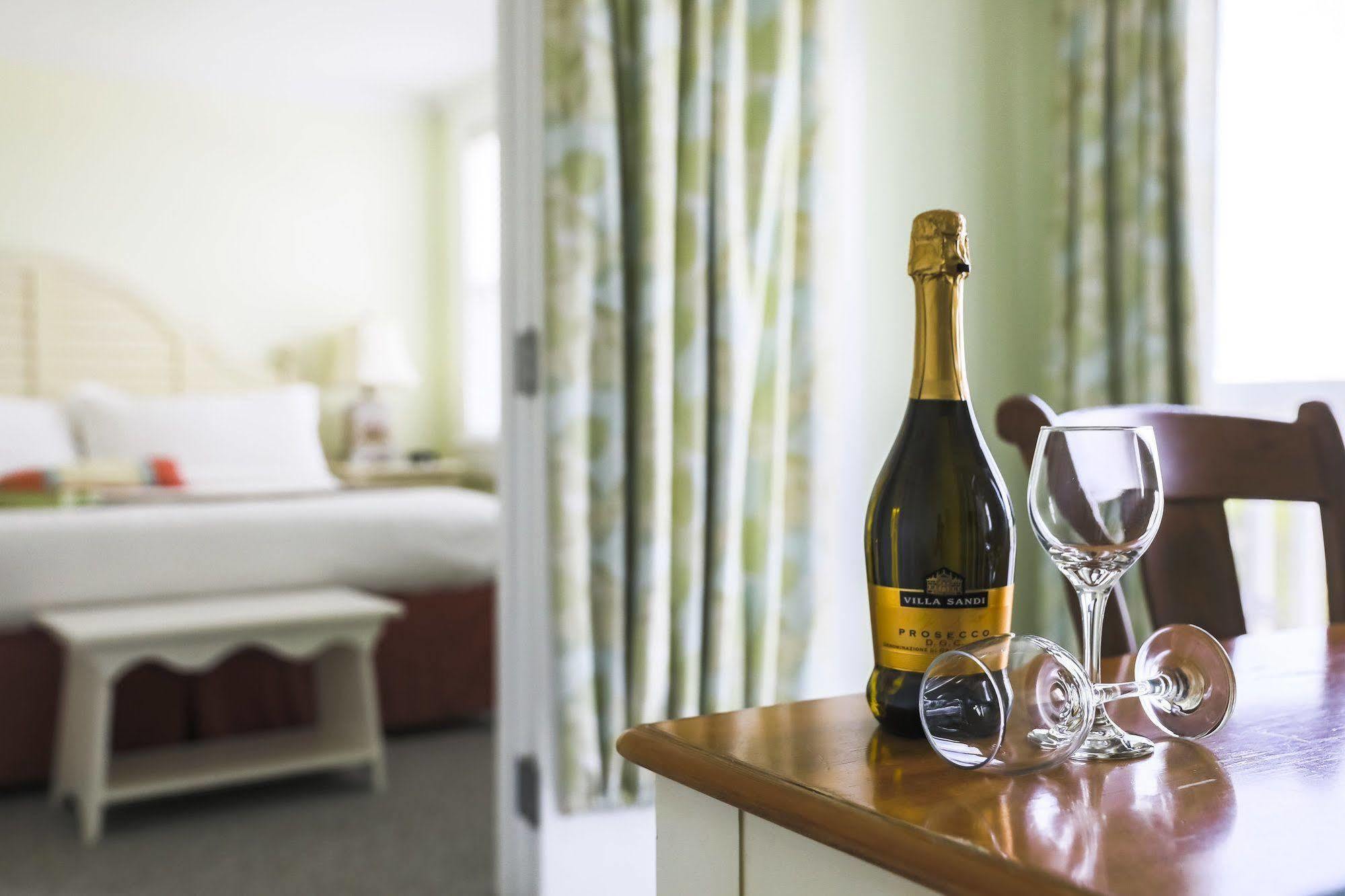 Mansion House Inn Vineyard Haven Eksteriør billede